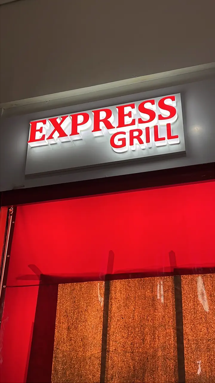 Letreiro iluminado Express Grill